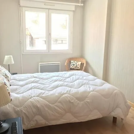 Le Florian : Cosy A Moins De 500m Des Plages Biarritz